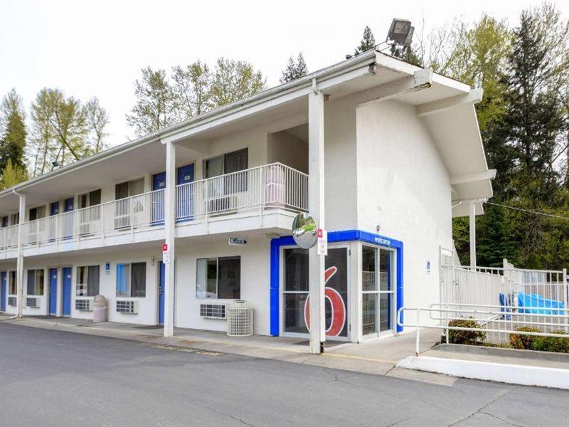 Motel 6-Kelso, Wa - Mt. St. Helens Екстериор снимка