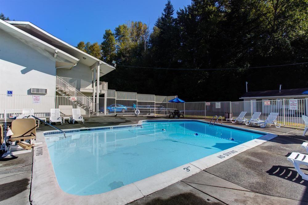 Motel 6-Kelso, Wa - Mt. St. Helens Екстериор снимка